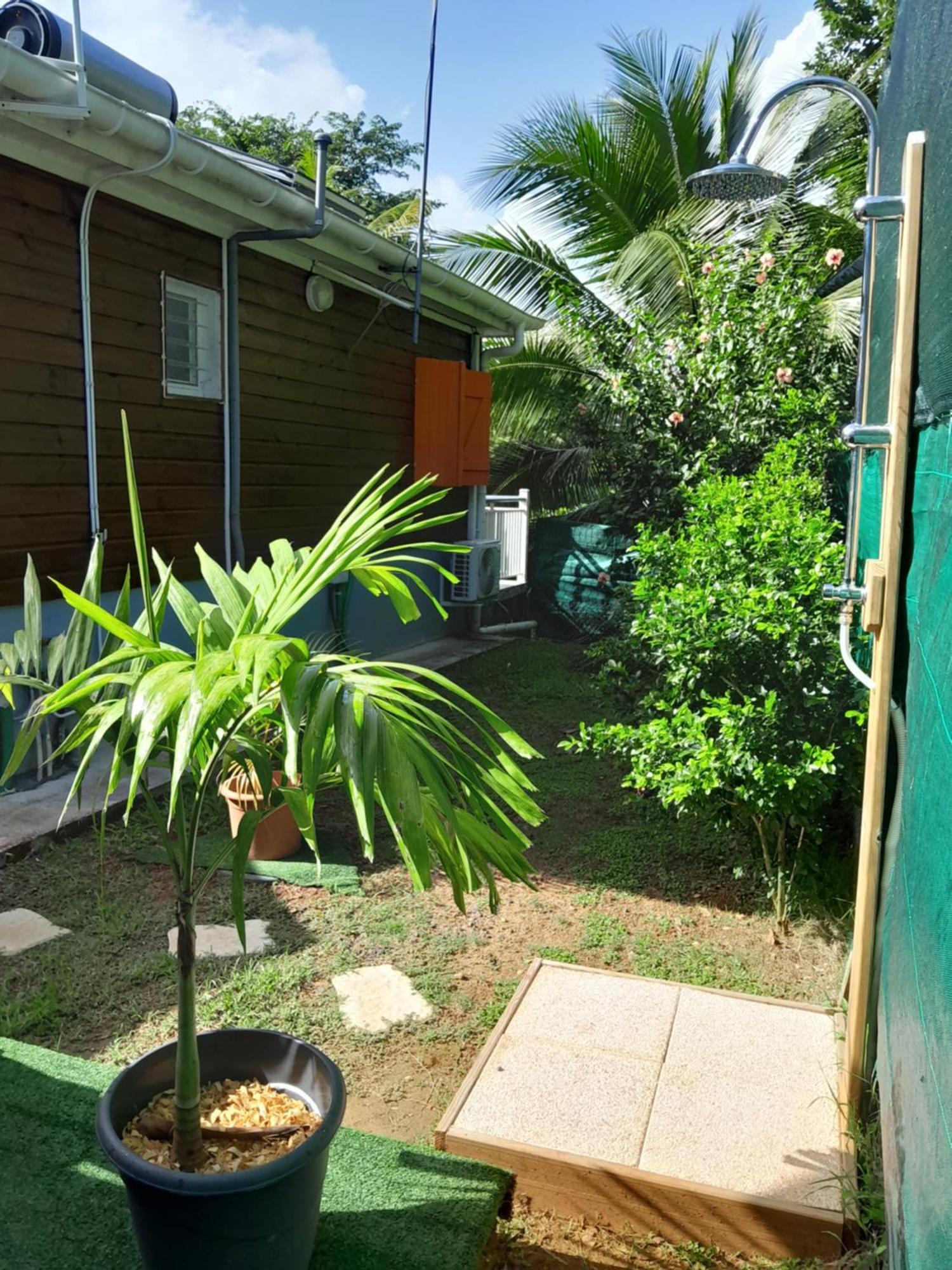 Bungalow Abricot Petit-Bourg Eksteriør bilde